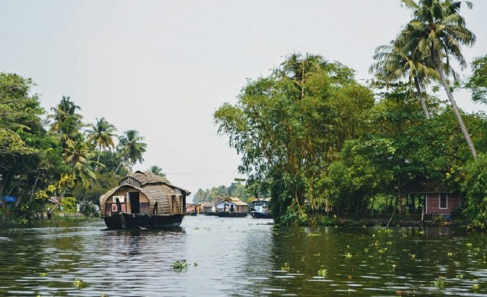 Alleppey Backwaters Bliss